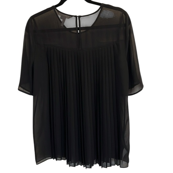 BCBG Gen Semi-Sheer Black Pleated Short Sleeve Top Blouse Moto Boho Medium - Picture 1 of 12